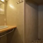 Spacious With Garden Дом отдыха