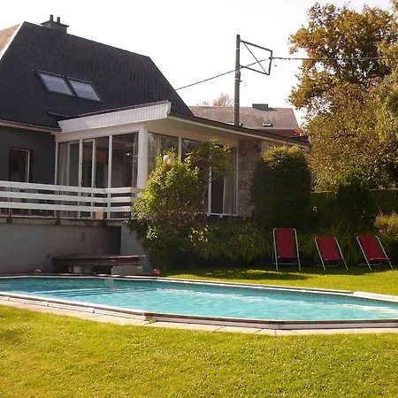 Spacious With Garden