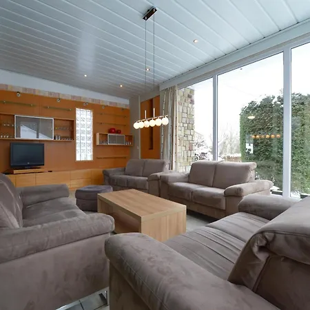 Spacious With Garden Hébergement de vacances Waimes