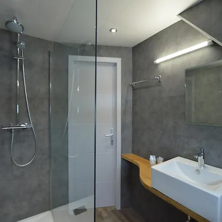 Spacious With Garden